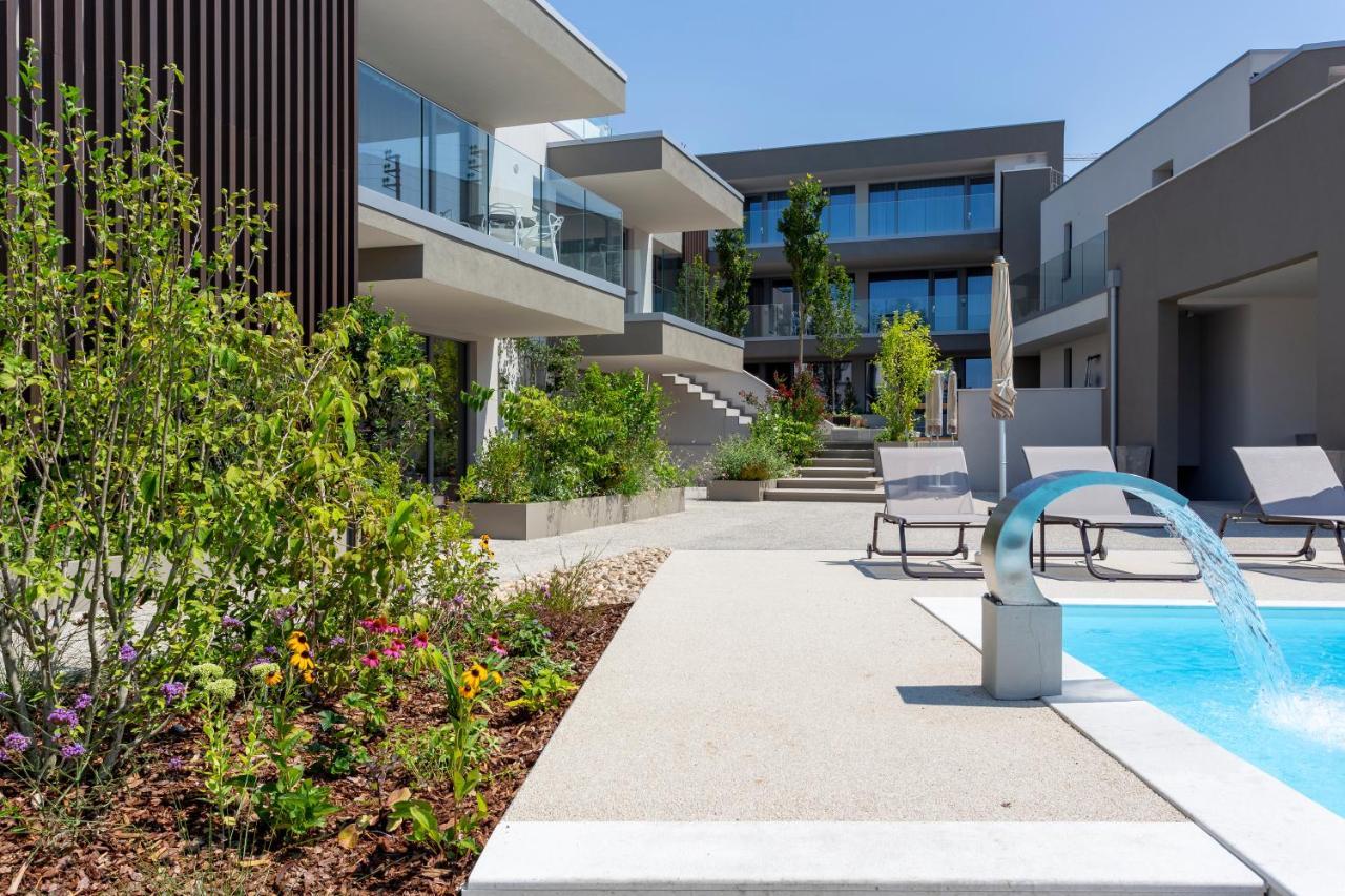 Prada' Home Eco Suites Bardolino Bagian luar foto