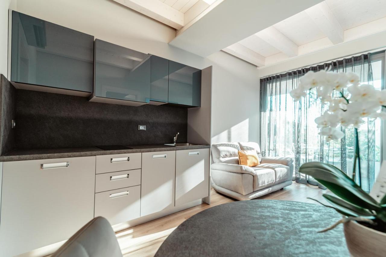 Prada' Home Eco Suites Bardolino Bagian luar foto