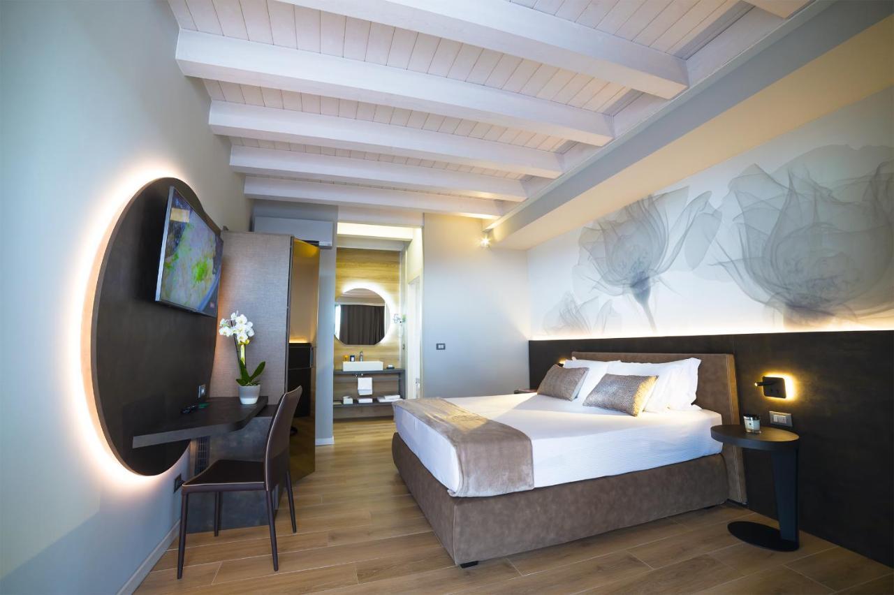 Prada' Home Eco Suites Bardolino Bagian luar foto